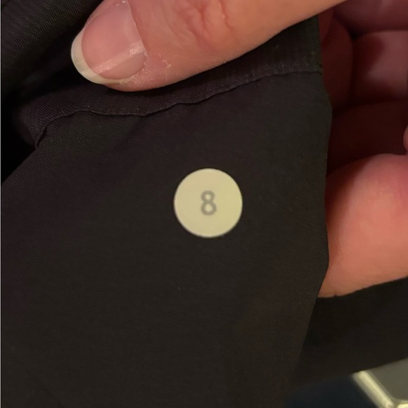 Lululemon Spring Break Away shorts sz 8 - Picture 3 of 4